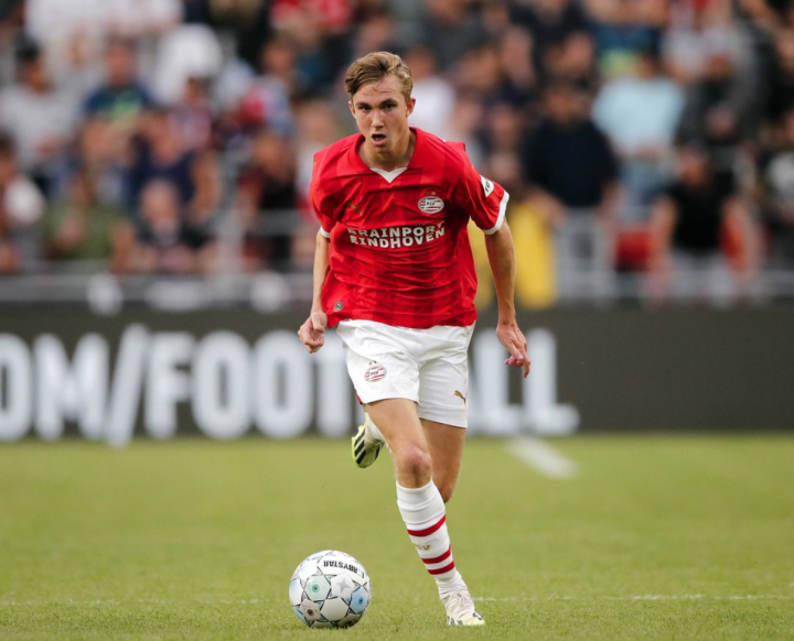 纽卡斯尔迎国王杯关键赛,赛后回应争议,气氛紧张,球探报告显示潜力的简单介绍 纽卡斯尔迎国王杯关键赛,赛后回应争议,气氛紧张,球探报告显示潜力的简单介绍